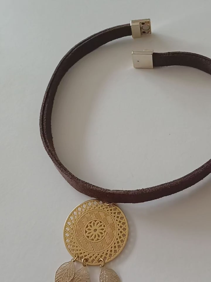 Mandala light gold
