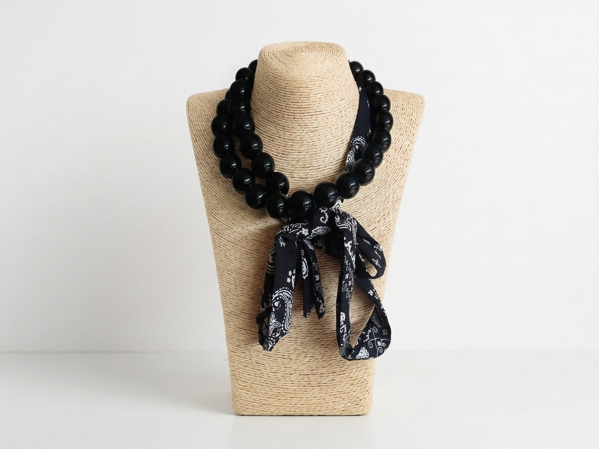 Paisley black